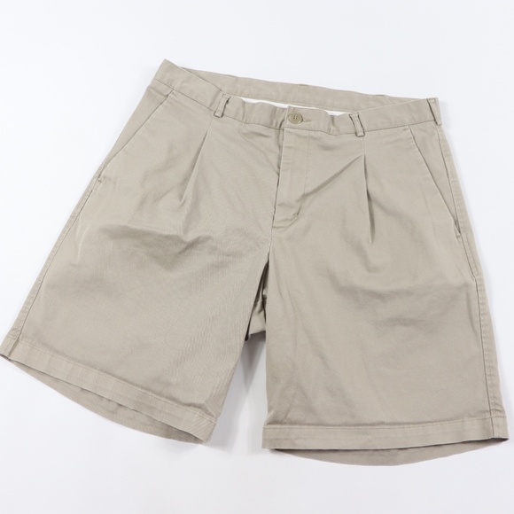 mens nike khaki shorts